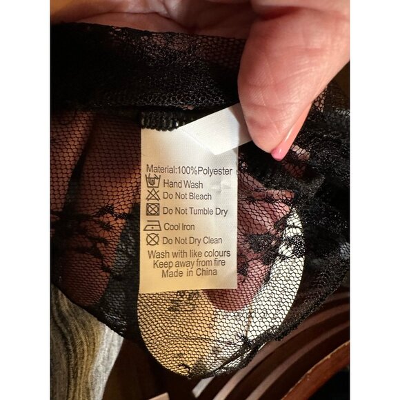 Black Long sleeve sheer top - size Medium  - NWT - Picture 5 of 5